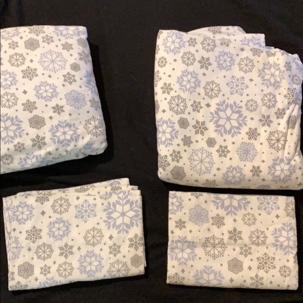 Snowflake Flannel Sheets